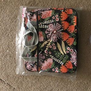 Thirty one away for the weekender bag